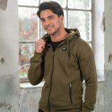 8. Paulo Vici - Model - Sweatvest 8. Paulo Vici - Model - Sweatvest